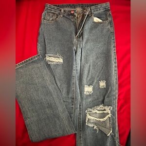 Baggy High rise ripped jeans